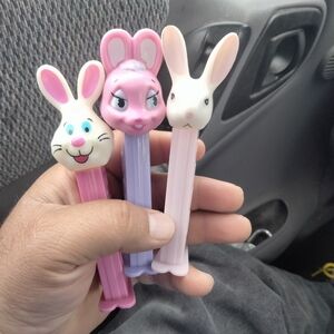 Vintage Bunnies Pez